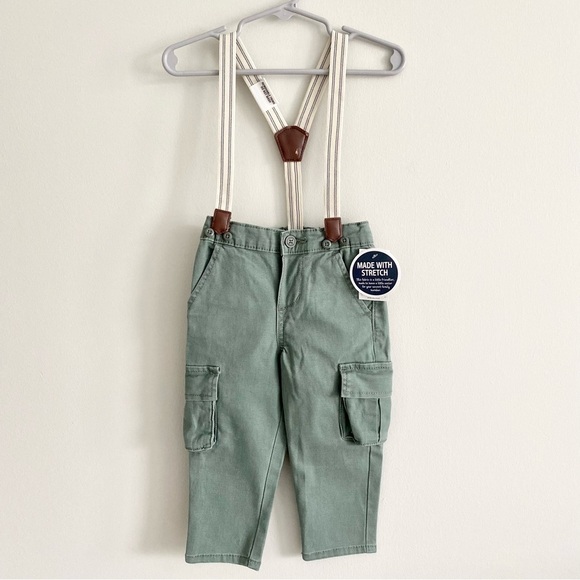 OshKosh Boy Cargo Pants with Detachable Suspenders Size 18 Months - Picture 1 of 6